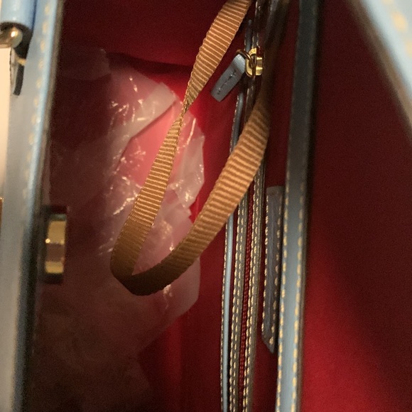 NWT Dooney & Bourke Blue Leather Satchel Bag with a Dust Bag. 10 x 11.5 x 5 “ - Picture 11 of 11